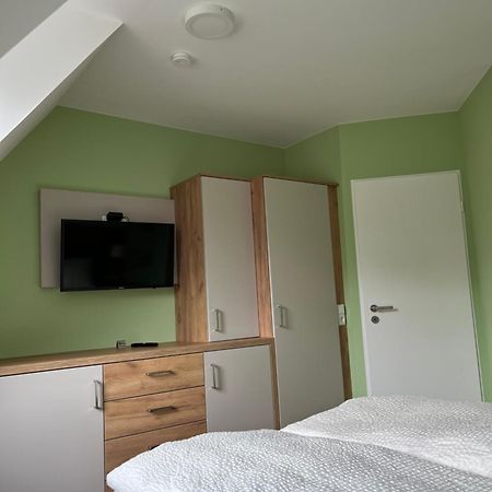 Gw Apartment 1 梅彭 外观 照片